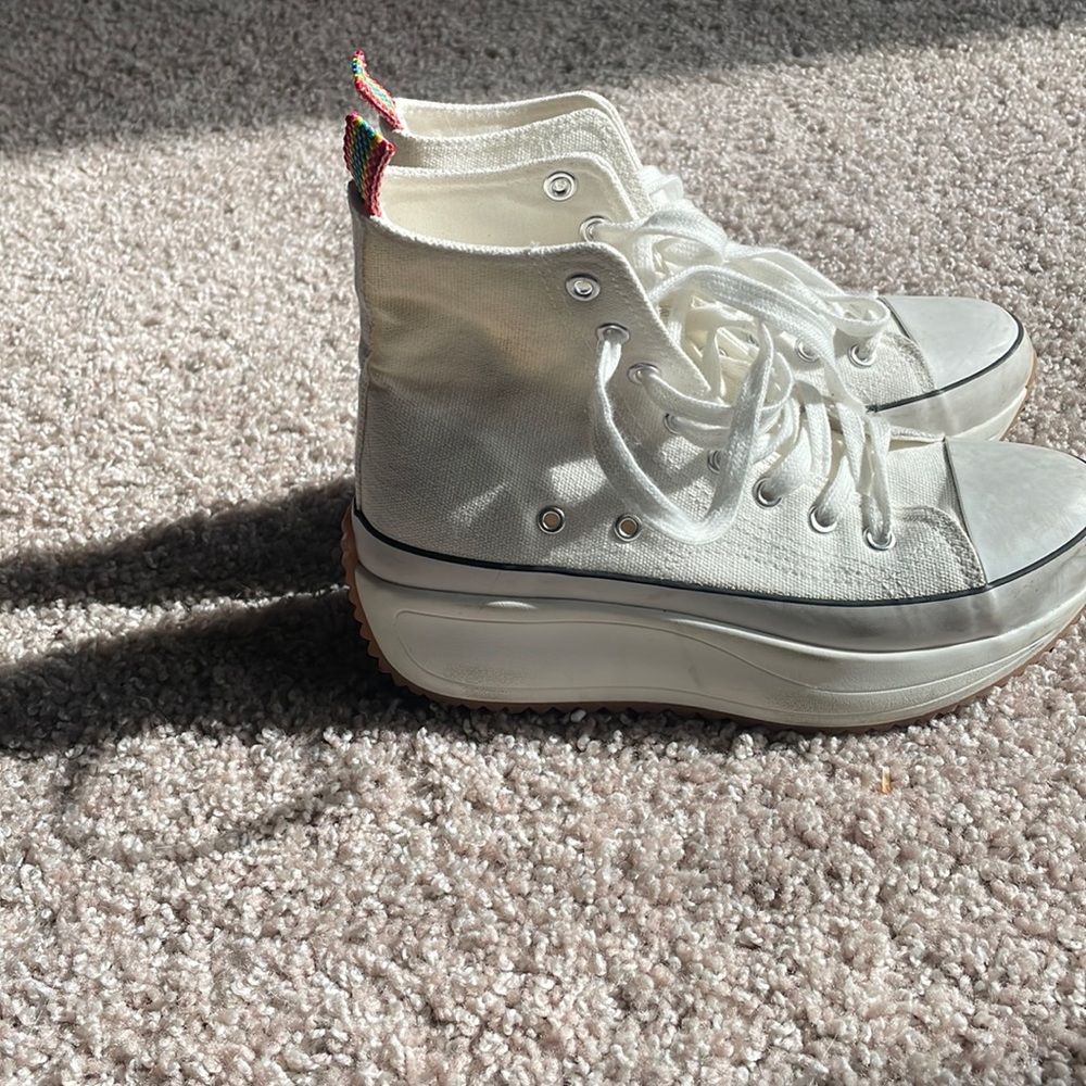 Platform converse style